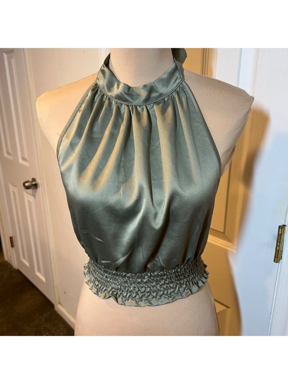 Melville Women’s Halter Top Green Satin One Size